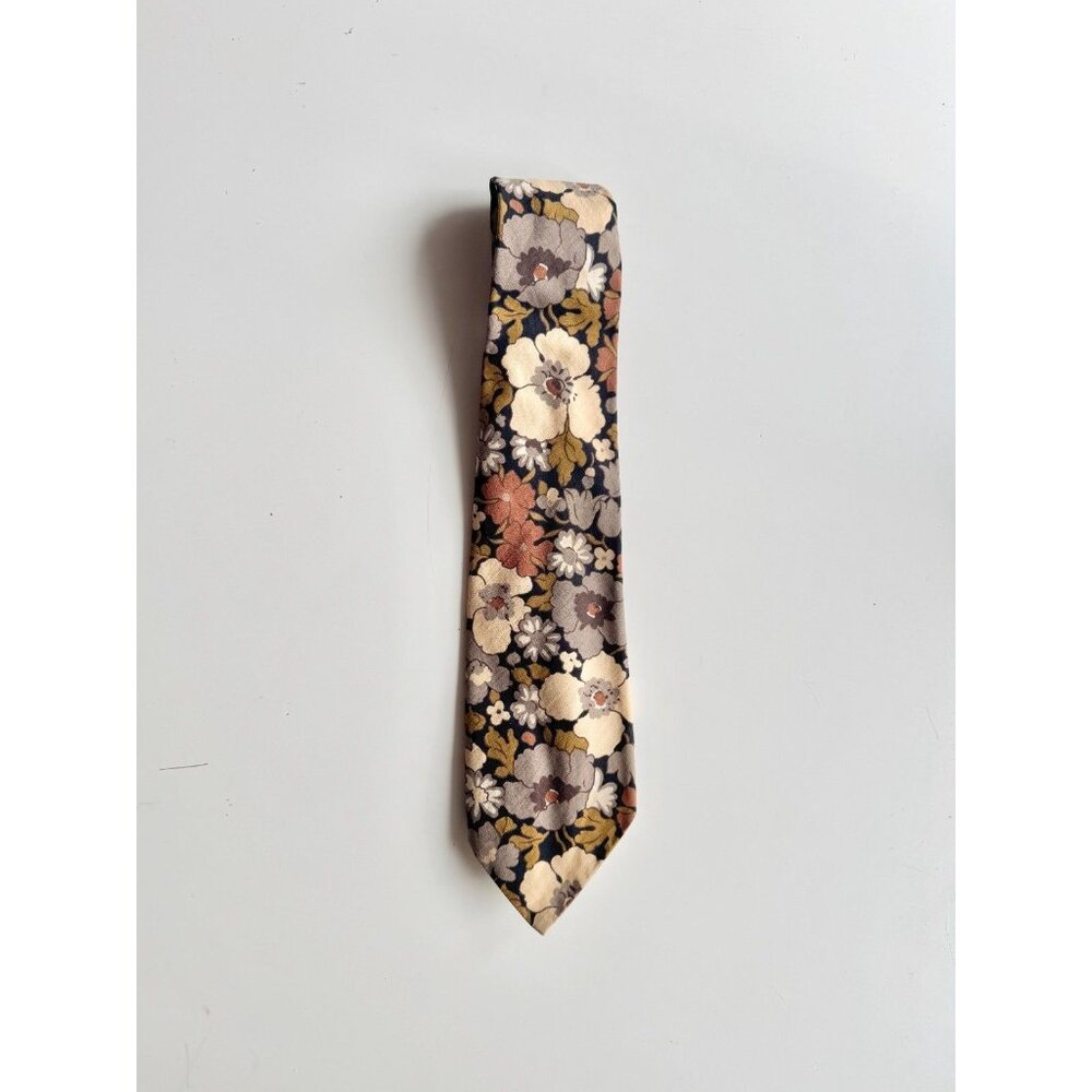 Vintage LIBERTY OF LONDON Neutral Brown Beige Floral 100% Varuna Wool Tie